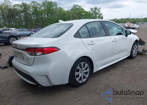 2022 Toyota Corolla Le z USA, uszkodzony, nr VIN 5YFEPMAE1NP328687